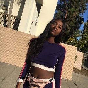 Meet your Posher, Malika